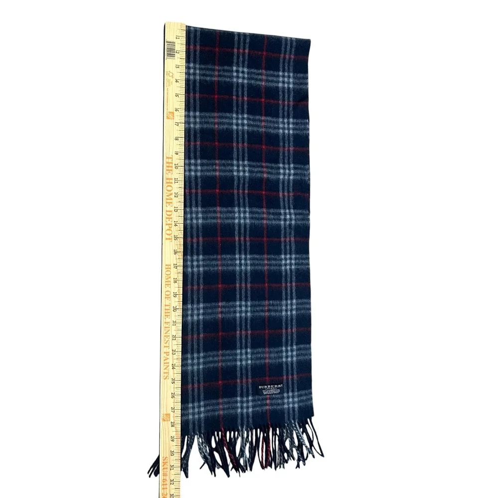 Burberry London Plaid Lambswool‎ Scarf Red Blue Grey Fringe Made in England